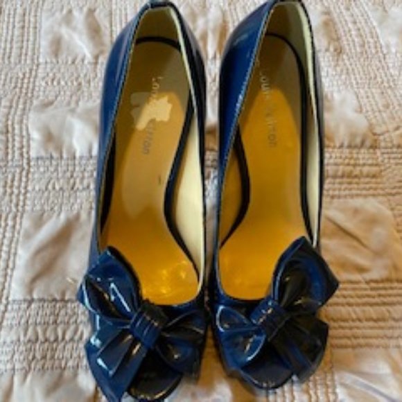 LOUIS VUITTON Navy Blue Patent Leather Size 7 - Picture 1 of 4